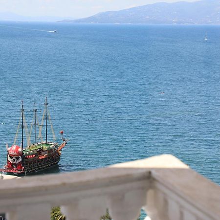 Saranda Apartaments Meta Екстериор снимка