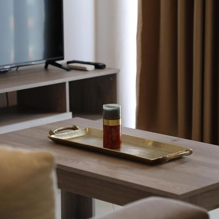 Saranda Apartaments Meta Екстериор снимка