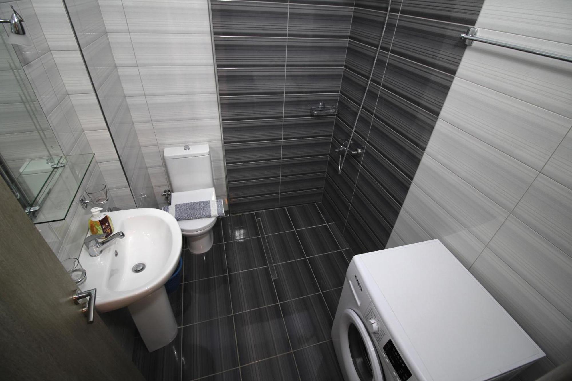 Saranda Apartaments Meta Екстериор снимка