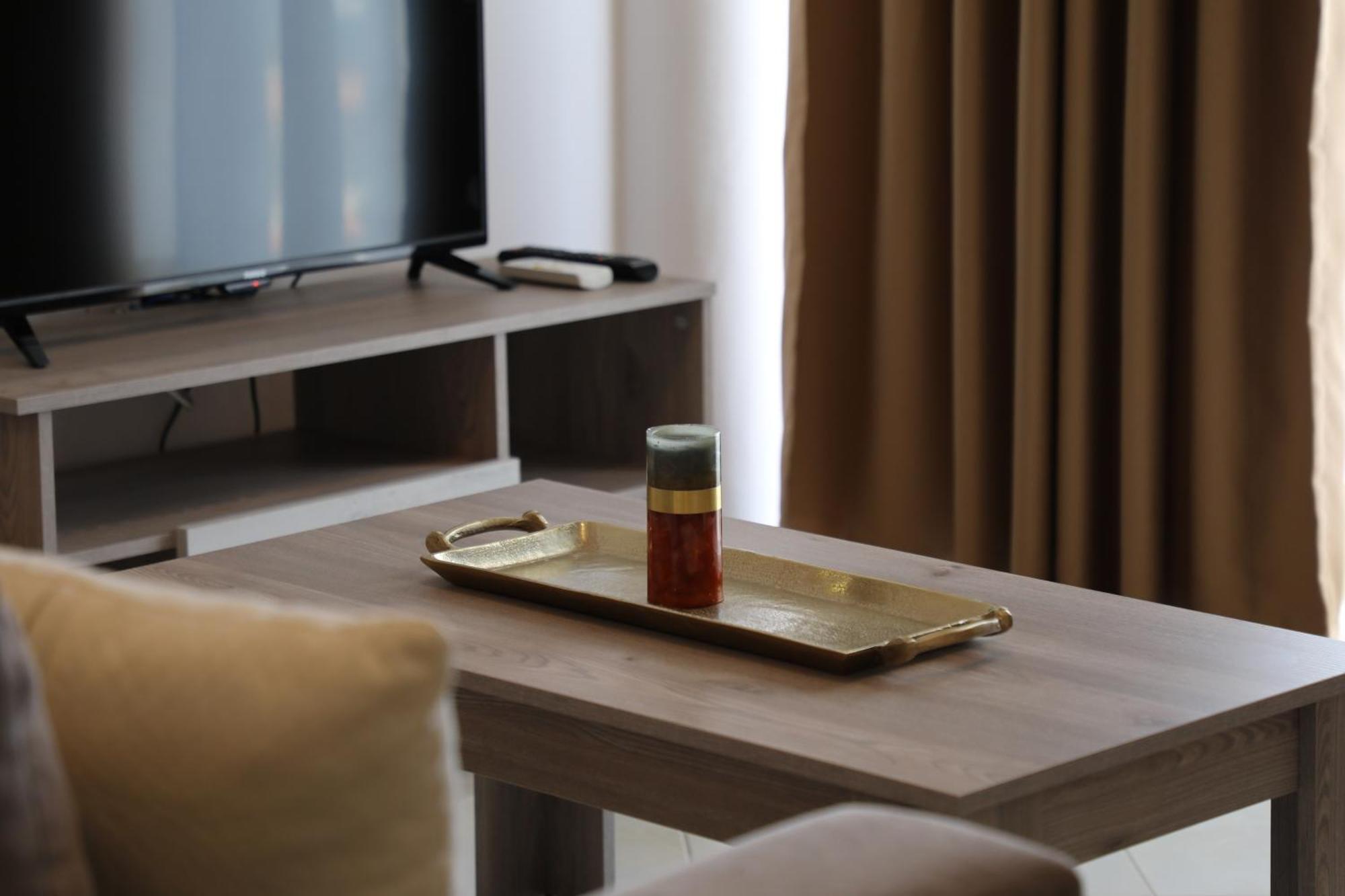 Saranda Apartaments Meta Екстериор снимка