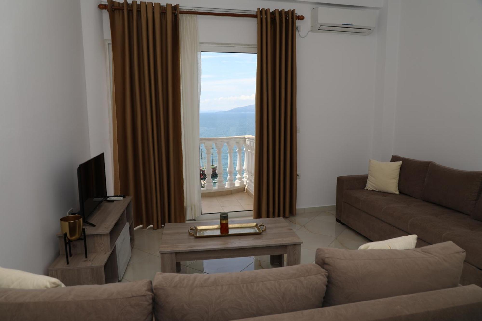 Saranda Apartaments Meta Екстериор снимка